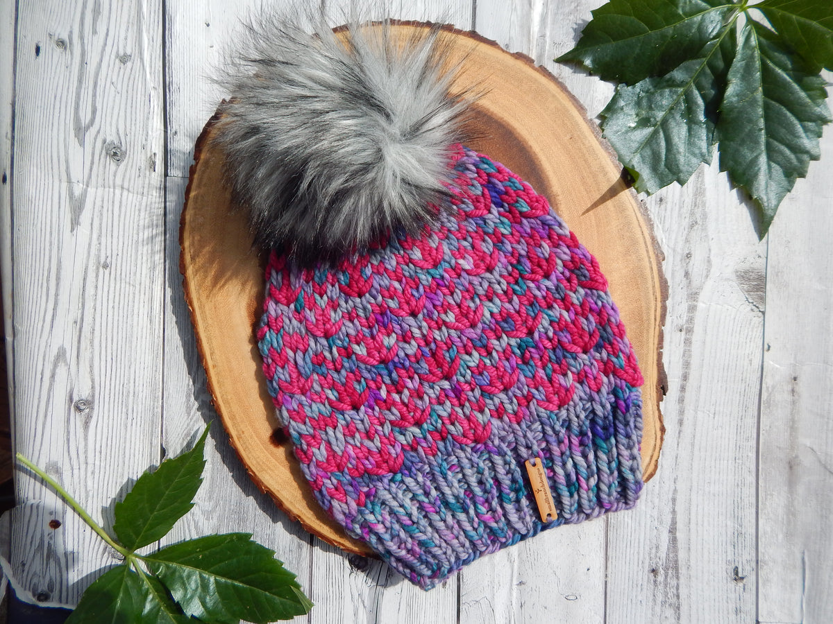 Luxury hand popular knitted hat with removable pom and tag